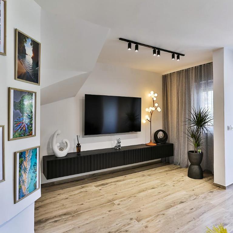 Palm Park Budva - Apartman sa 2 Spavaće Sobe - 1