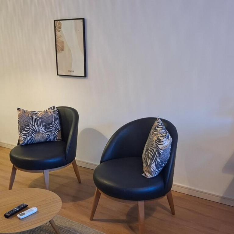 Azúcar Moreno - In front of the mall - One-Bedroom Apartment - 7