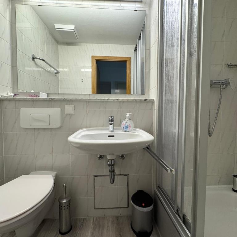 Hotel Hasen Kaufbeuren Allgäu - Standard Einzelzimmer - 2