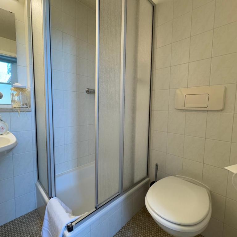 Hotel Hasen Kaufbeuren Allgäu - Dreibettzimmer - 1