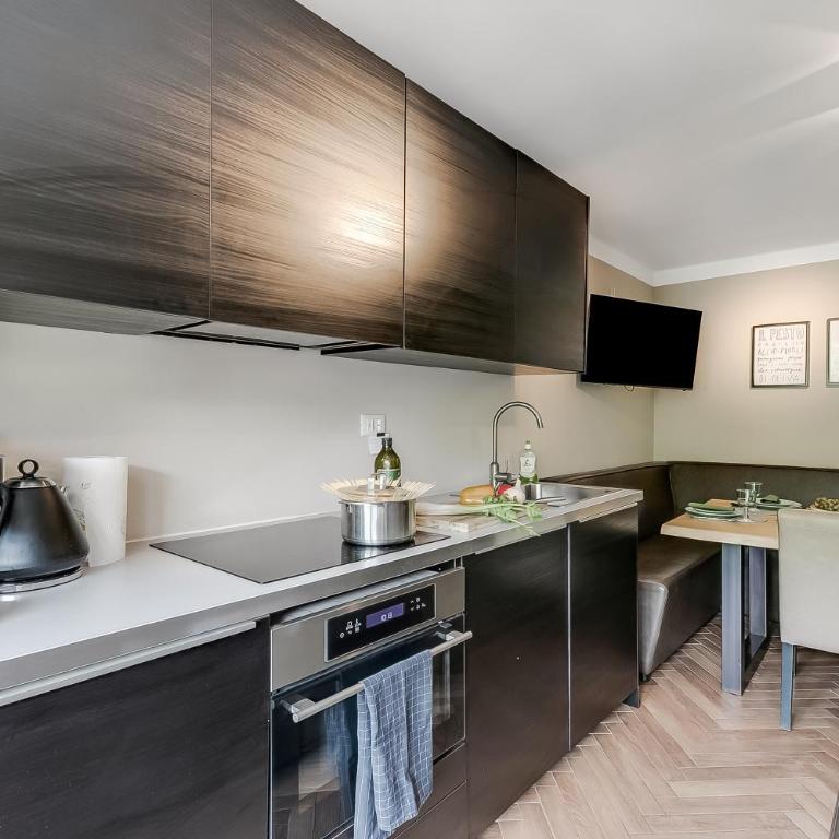 Boutique Apartment Limone Ski In Ski Out - Happy Rentals - Appartamento con Balcone - 13