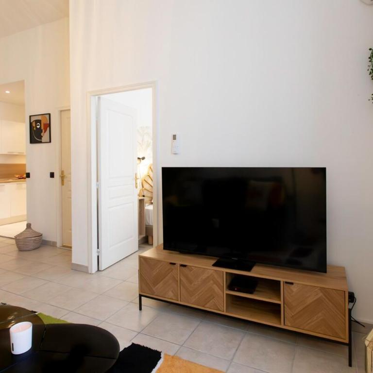 #56 Staywizus - 2P Massena Central close promenade, Old Town, AC - Appartement 1 Chambre - 28