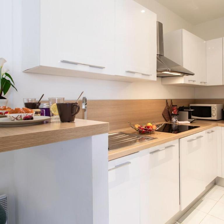 #56 Staywizus - 2P Massena Central close promenade, Old Town, AC - Appartement 1 Chambre - 33