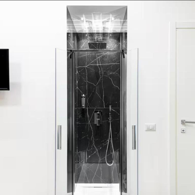 Vatican City Deluxe - Suite con bagno privato - Vaticano a piedi - Camera Queen con Vasca Idromassaggio - 14