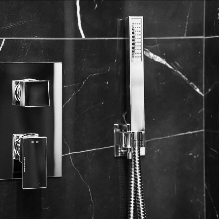 Vatican City Deluxe - Suite con bagno privato - Vaticano a piedi - Camera Queen con Vasca Idromassaggio - 16