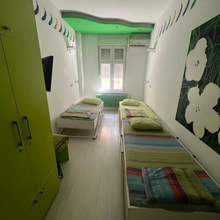 Pop Art - Krevet za 1 Osobu u Mešovitoj Spavaonici - 2