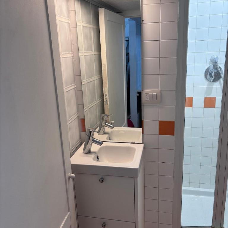 Golden Suite - un piccolo loft nel cuore di Roma - Appartamento con 1 Camera da Letto - 17