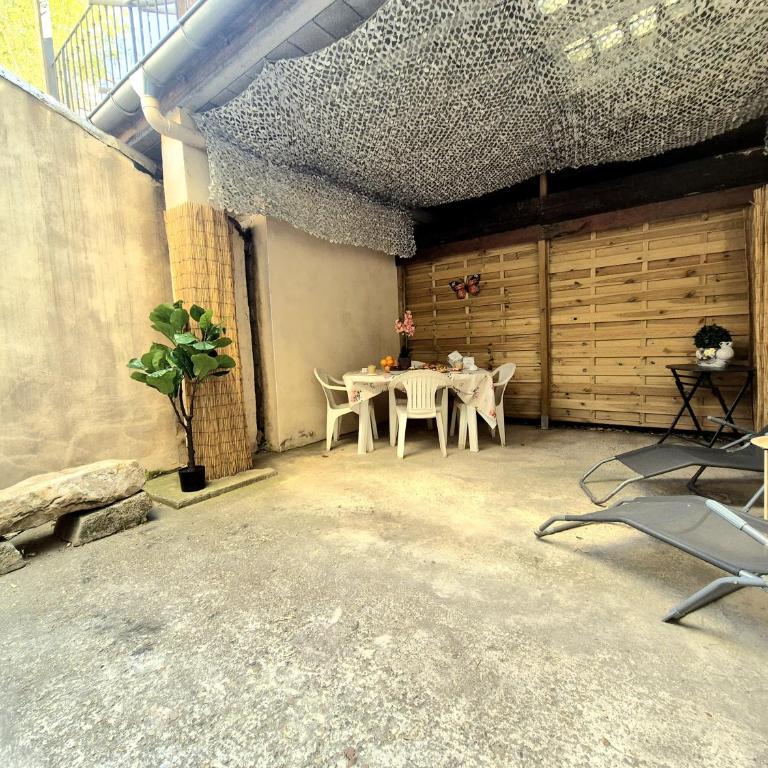 Le nemausa - coeur de ville - clim - Apartment mit 2 Schlafzimmern - 21