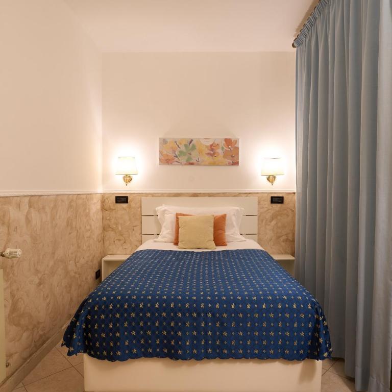 Hotel Ascot - Superior Single Room with French Bed - 6