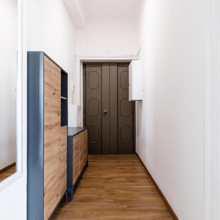 Elegance and Exclusivity for 4 People - B Home - Appartamento con 2 Camere da Letto - 10