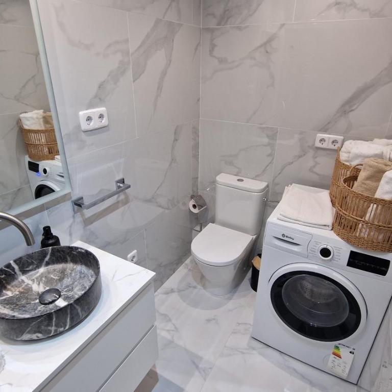 Apartamento Santos I en Recoletos - Superior One-Bedroom Apartment - 9