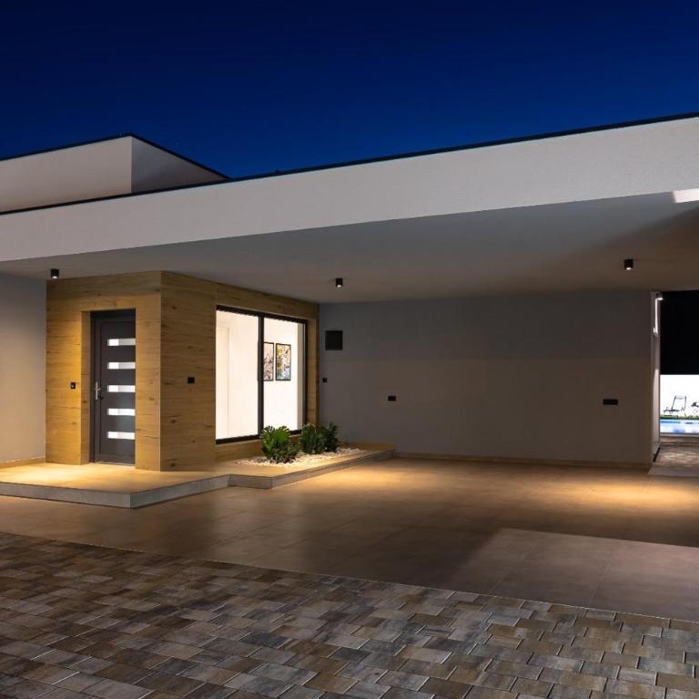 Villa del Sol Mostar - Three-Bedroom Villa - 5