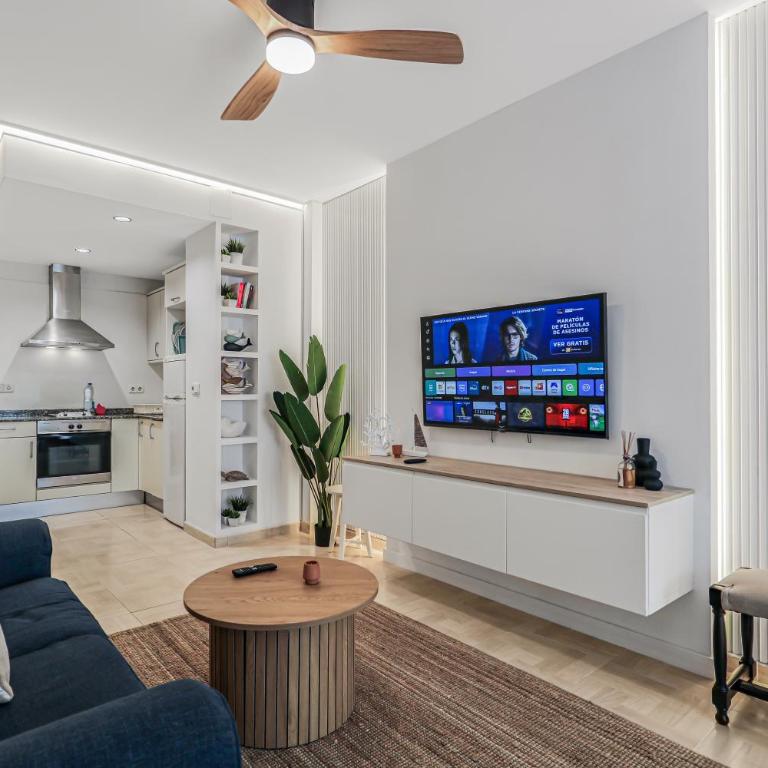 Skyline Beachfront Retreat - Apartamento de 1 dormitorio - 10