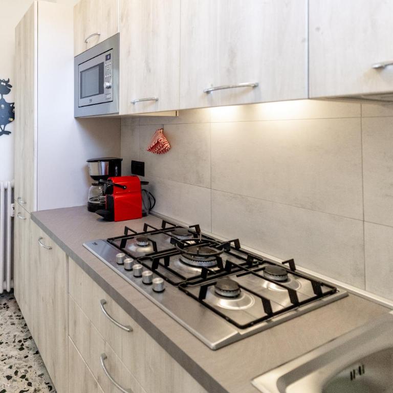 CASA MARTINA by Design Studio - Appartamento con 2 Camere da Letto - 9