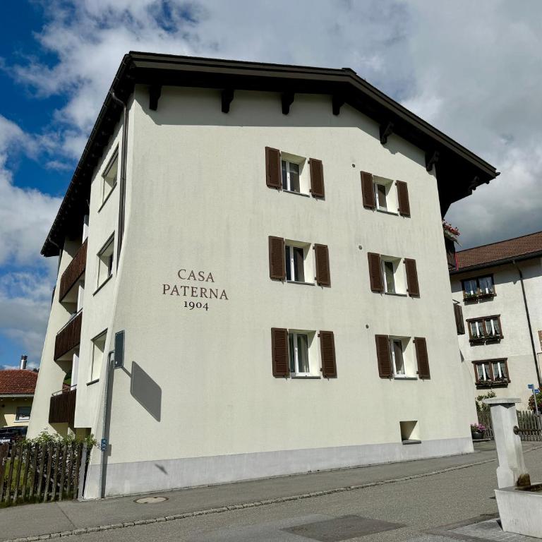Family Laax Apt Lakeside Mountain Views - Apartment - 10