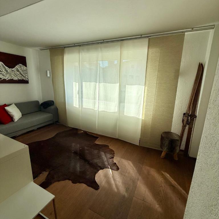 Family Laax Apt Lakeside Mountain Views - Apartment - 14