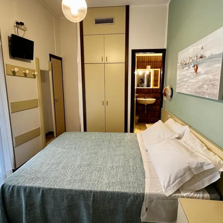 Hotel Splendid Suisse - Camera Tripla Basic - 2
