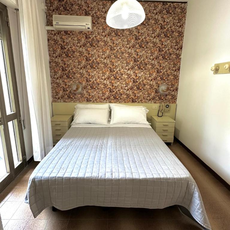 Hotel Splendid Suisse - Camera Matrimoniale - 3