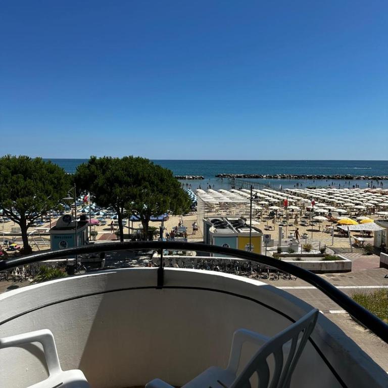 Hotel Splendid Suisse - Camera Quadrupla con Vista Mare - 5