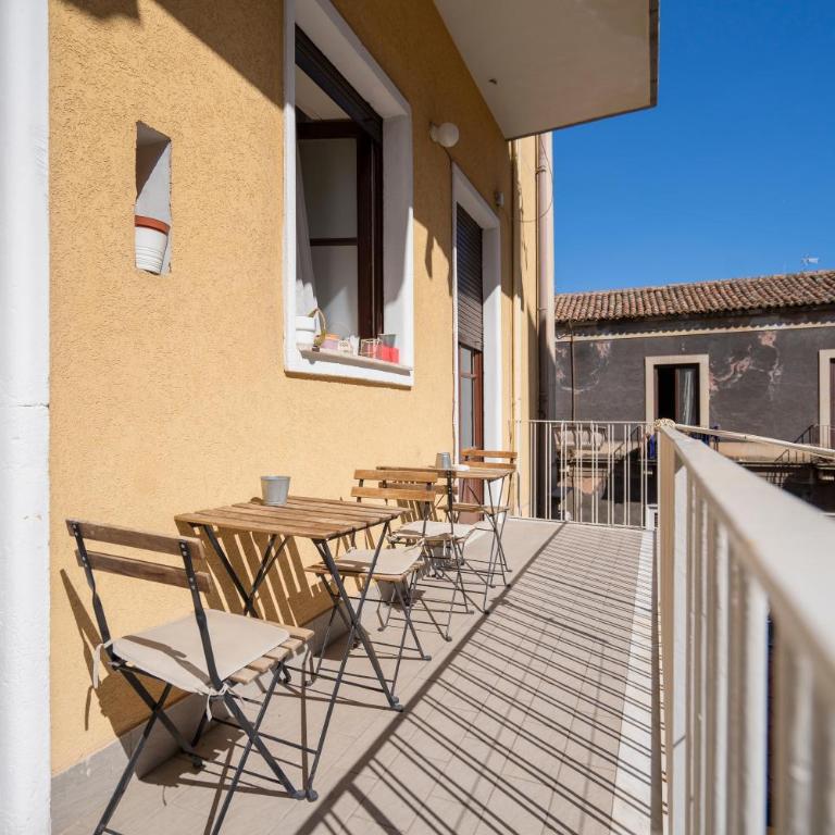 Living Simply - Double or Twin Room - 6