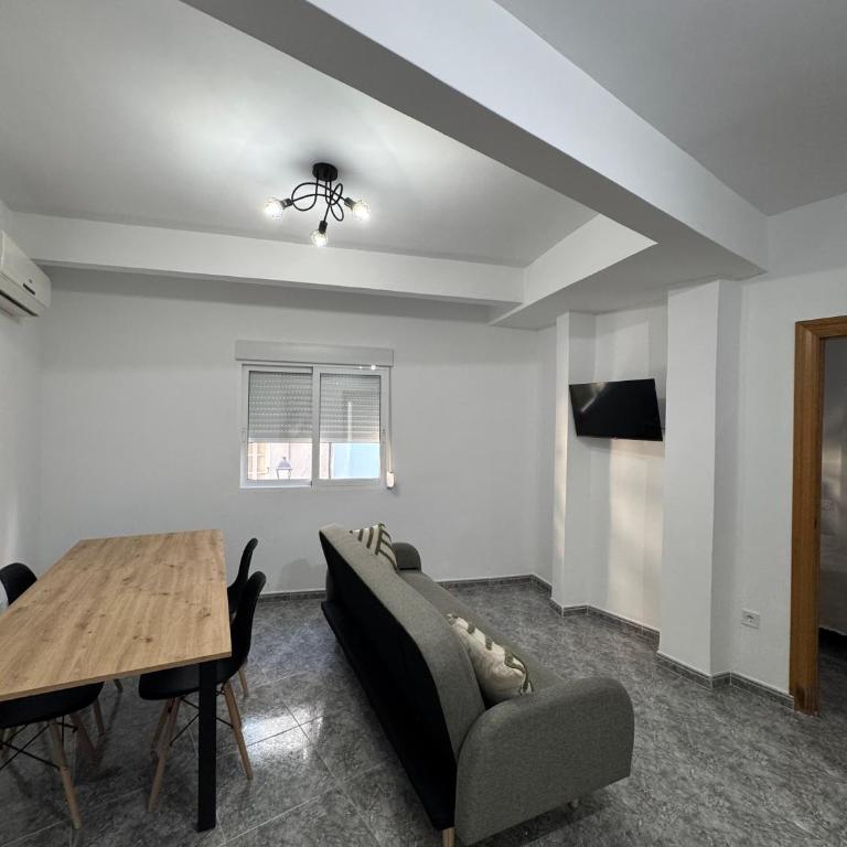 Apartamento La Vila Old Town - Three-Bedroom Apartment - 16