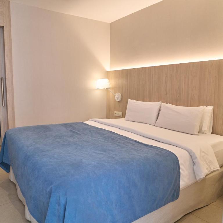 Hotel Omnium - Superior Triple Room - 2