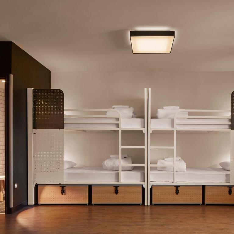 Generator Paris - Chambre Privée avec 4 Lits - 2