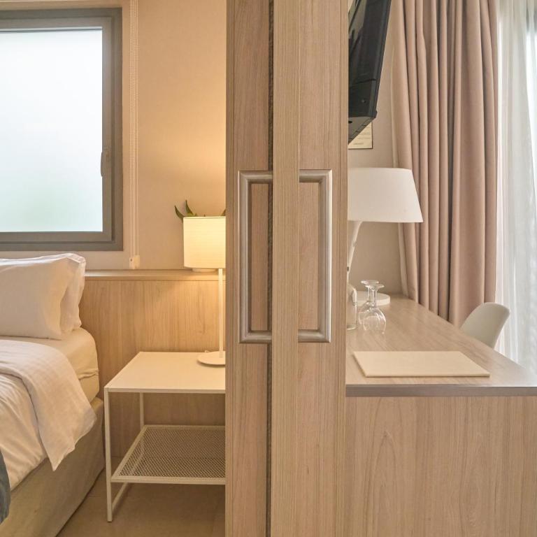 Hotel Omnium - Superior Triple Room - 3