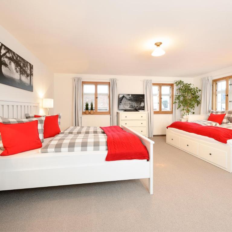 "Viktoria Ferienhaus" - Annehmlichkeiten von 4-Sterne Familien-und Wellnesshotel Viktoria können mitbenutzt werden - Ferienhaus - 11