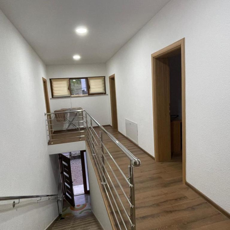 EDina Apartman - Two-Bedroom Apartment - 5