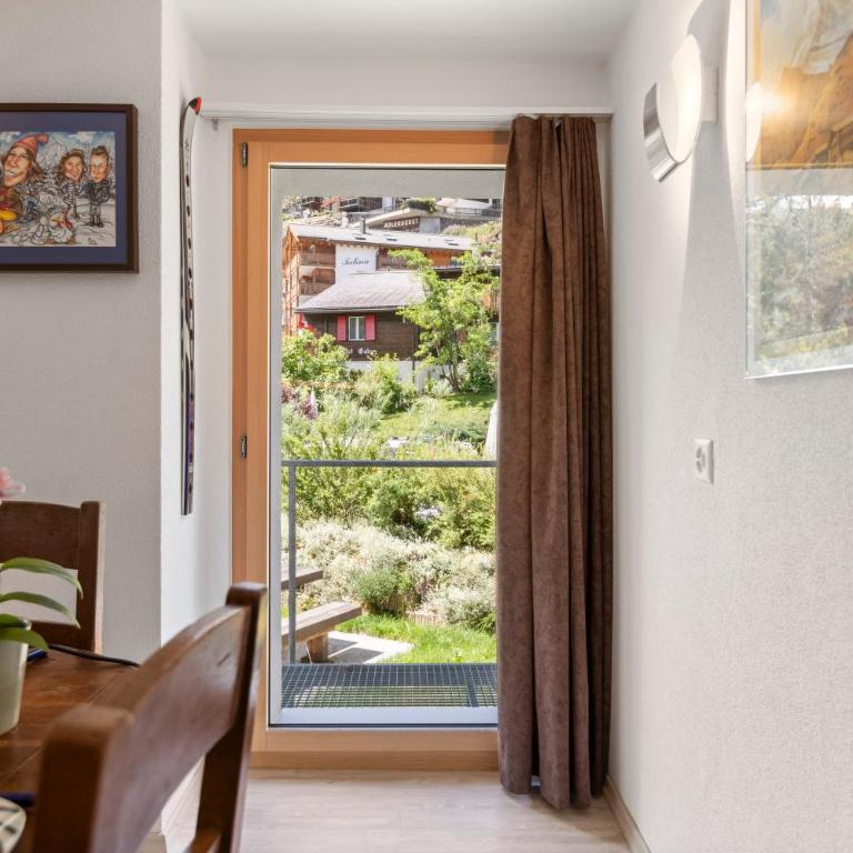 Zermatt, 4 pers, 3 lits - Balcon avec vue et petit jardin - Apartment mit 2 Schlafzimmern - 14