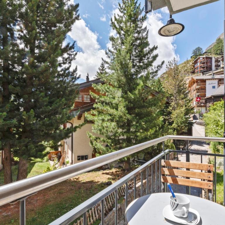Zermatt, 4 pers, 3 lits - Balcon avec vue et petit jardin - Apartment mit 2 Schlafzimmern - 35