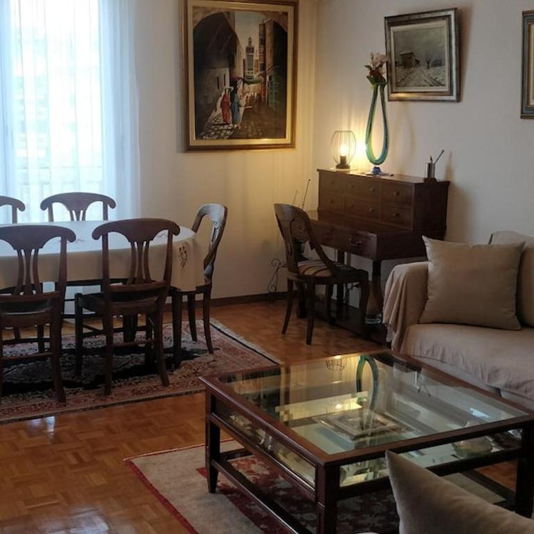 Spacious 2 Bedroom Apartment in Central Geneva - Appartement 2 Chambres avec Balcon - 2