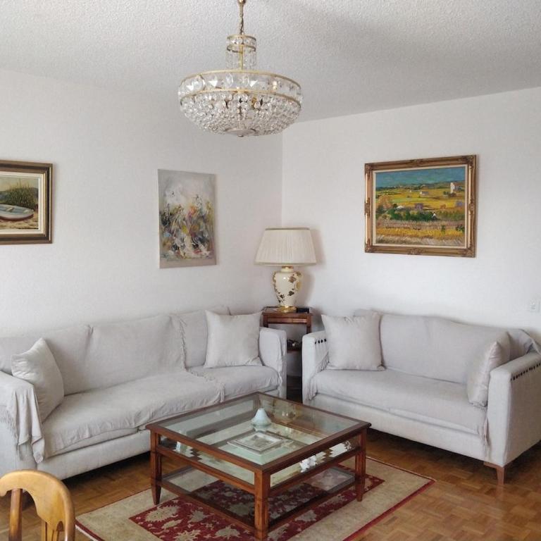 Spacious 2 Bedroom Apartment in Central Geneva - Appartement 2 Chambres avec Balcon - 4