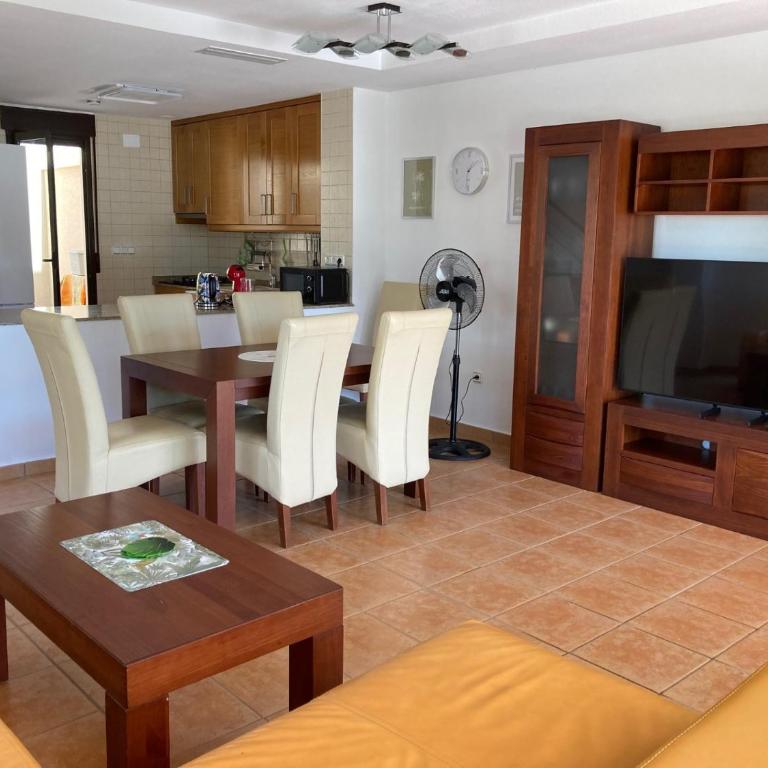 Sunny Casitas, Arenales - Spacious 3 Bedroom Holiday Home - Casa de 3 dormitorios - 69