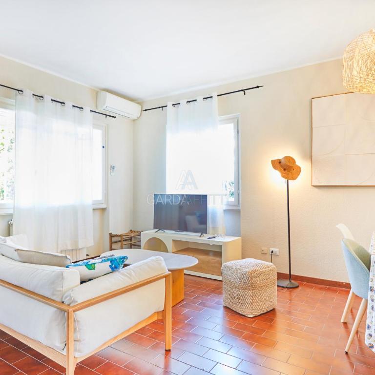 Villa Roma - Vista Lago e Relax tra Giardino e Terrazza - Appartamentino su 2 Livelli - 16