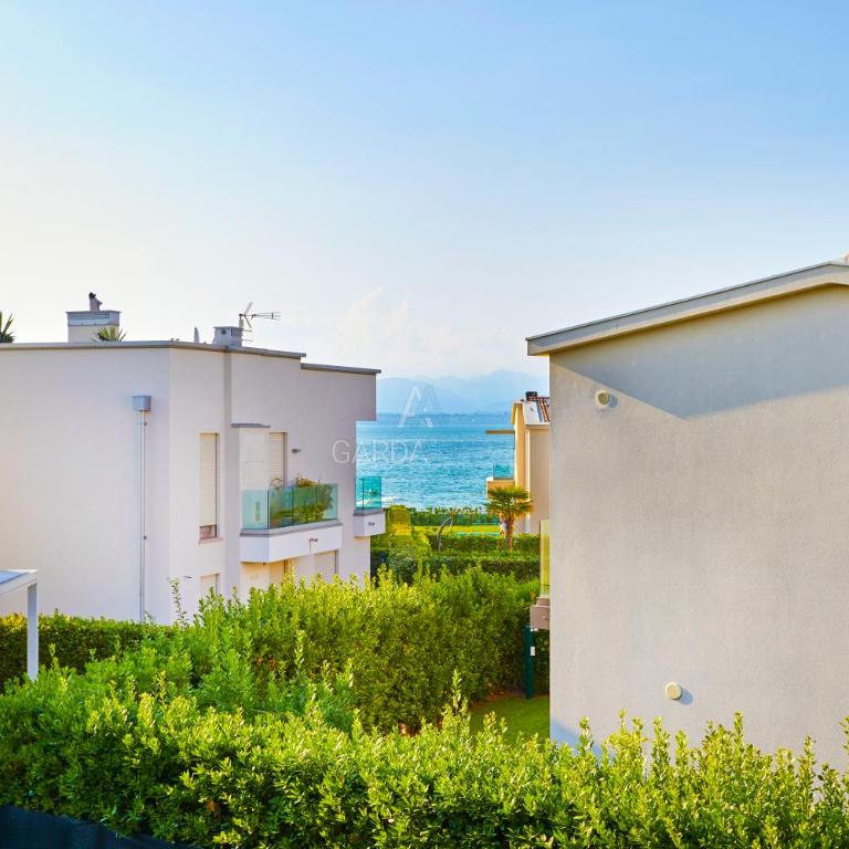 Villa Roma - Vista Lago e Relax tra Giardino e Terrazza - Appartamentino su 2 Livelli - 29