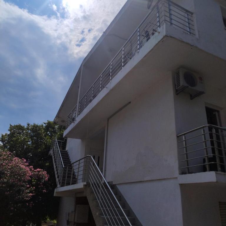 Apartman V,P - Two-Bedroom Apartment - 1