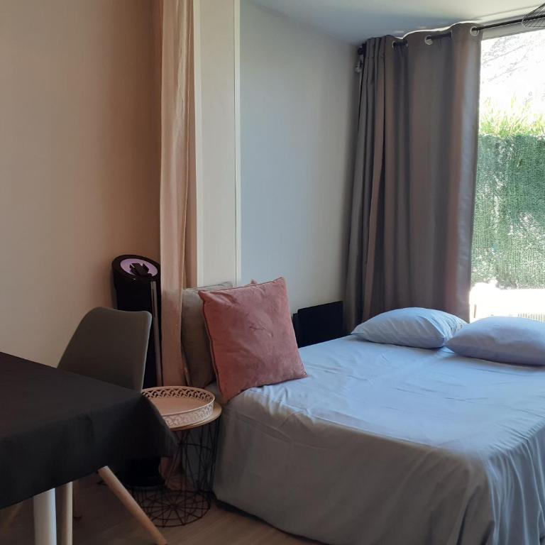 T2 Bord de mer avec jardin et piscine - One-Bedroom Apartment - 15