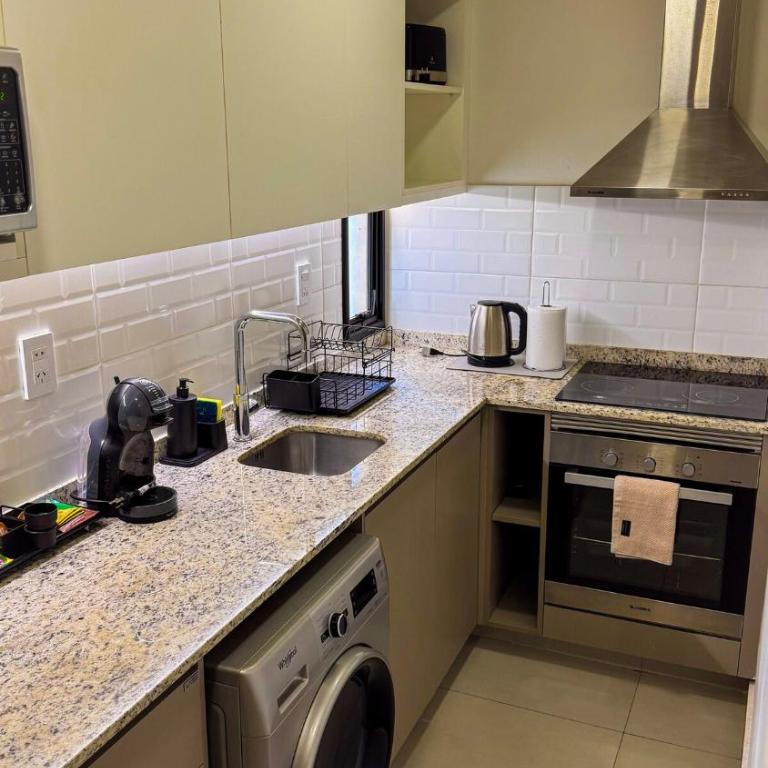 Family apartment in Carmelitas - Two-Bedroom Apartment with Balcony - 7