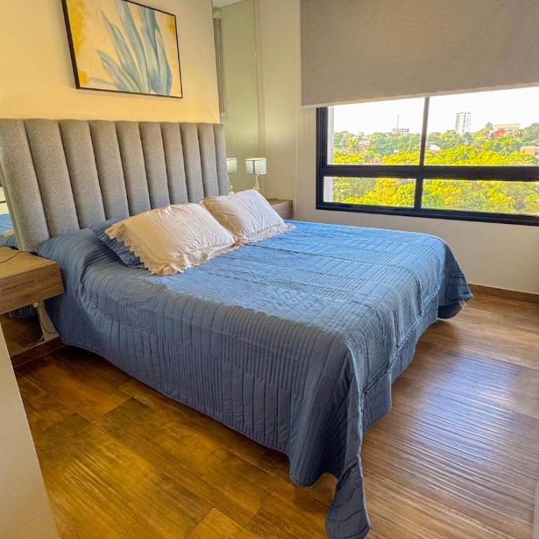 Family apartment in Carmelitas - Two-Bedroom Apartment with Balcony - 35