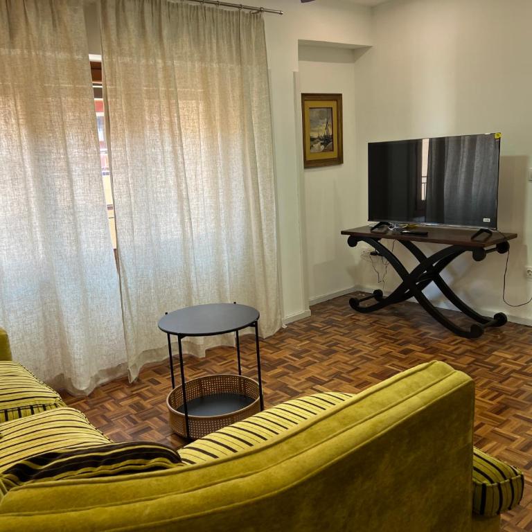 Stay Alicante 3 dormitorios en pleno centro - Three-Bedroom Apartment - 3