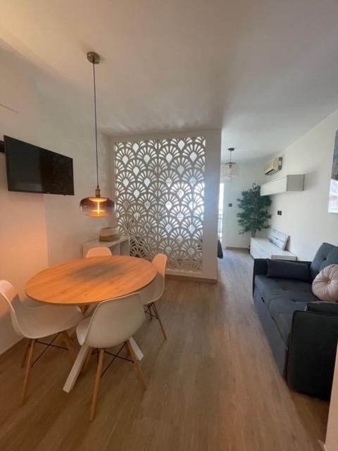 Marina Bajondillo Renoved wifi 20 meters from the beach - Apartamento de 1 dormitorio - 4