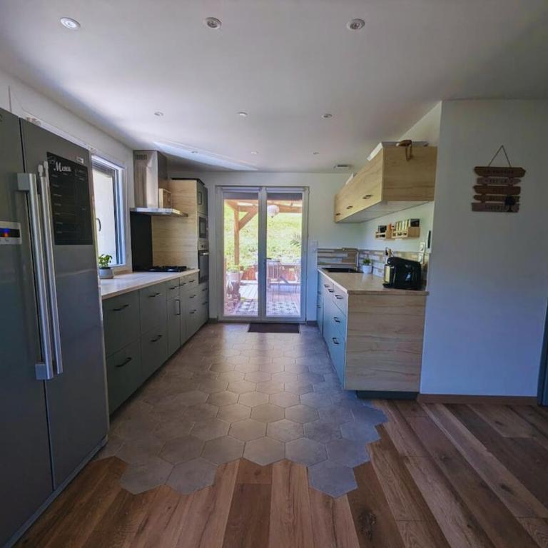 Spacieuse maison de famille - Four-Bedroom House - 24