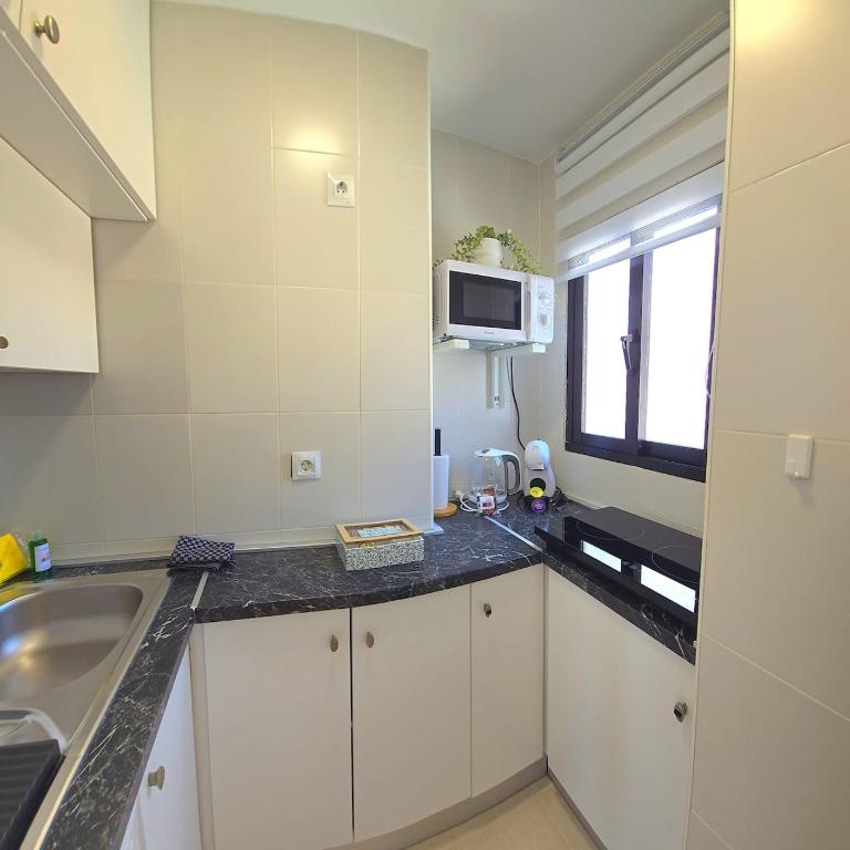 Apartment Lidia 2 front line beach, one bed - Apartamento de 1 dormitorio - 5