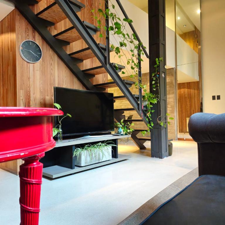 Loft De Diseño Con Patio Y Entrada Independiente En El Corazón De San Telmo - Apartamento de 1 dormitorio - 4