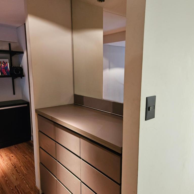 Loft De Diseño Con Patio Y Entrada Independiente En El Corazón De San Telmo - Apartamento de 1 dormitorio - 11