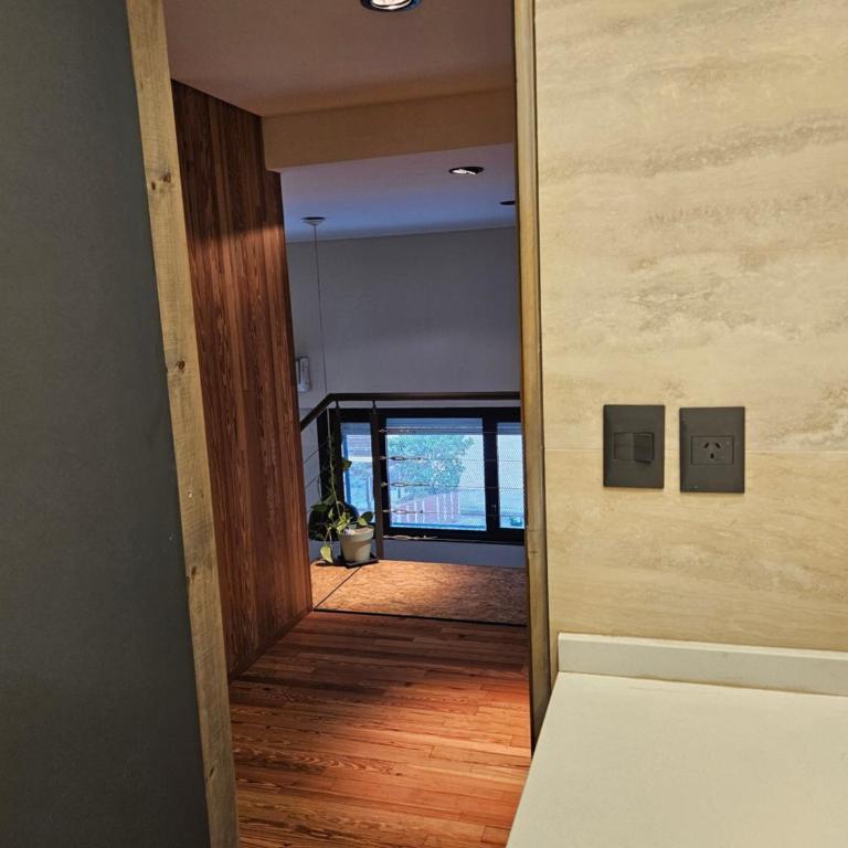 Loft De Diseño Con Patio Y Entrada Independiente En El Corazón De San Telmo - Apartamento de 1 dormitorio - 20