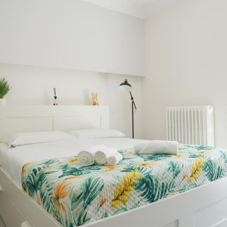 Lecce Diamond - 200mq in centro città con terrazza privata - Appartamento con 3 Camere da Letto - 24