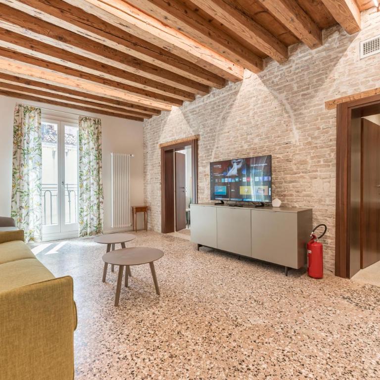 San Matteo Rialto Terrace Apt - Two-Bedroom Apartment - 3